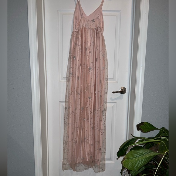 NWT Star Dress Size Medium peachy/pink with silver shooting stars - Picture 3 of 4